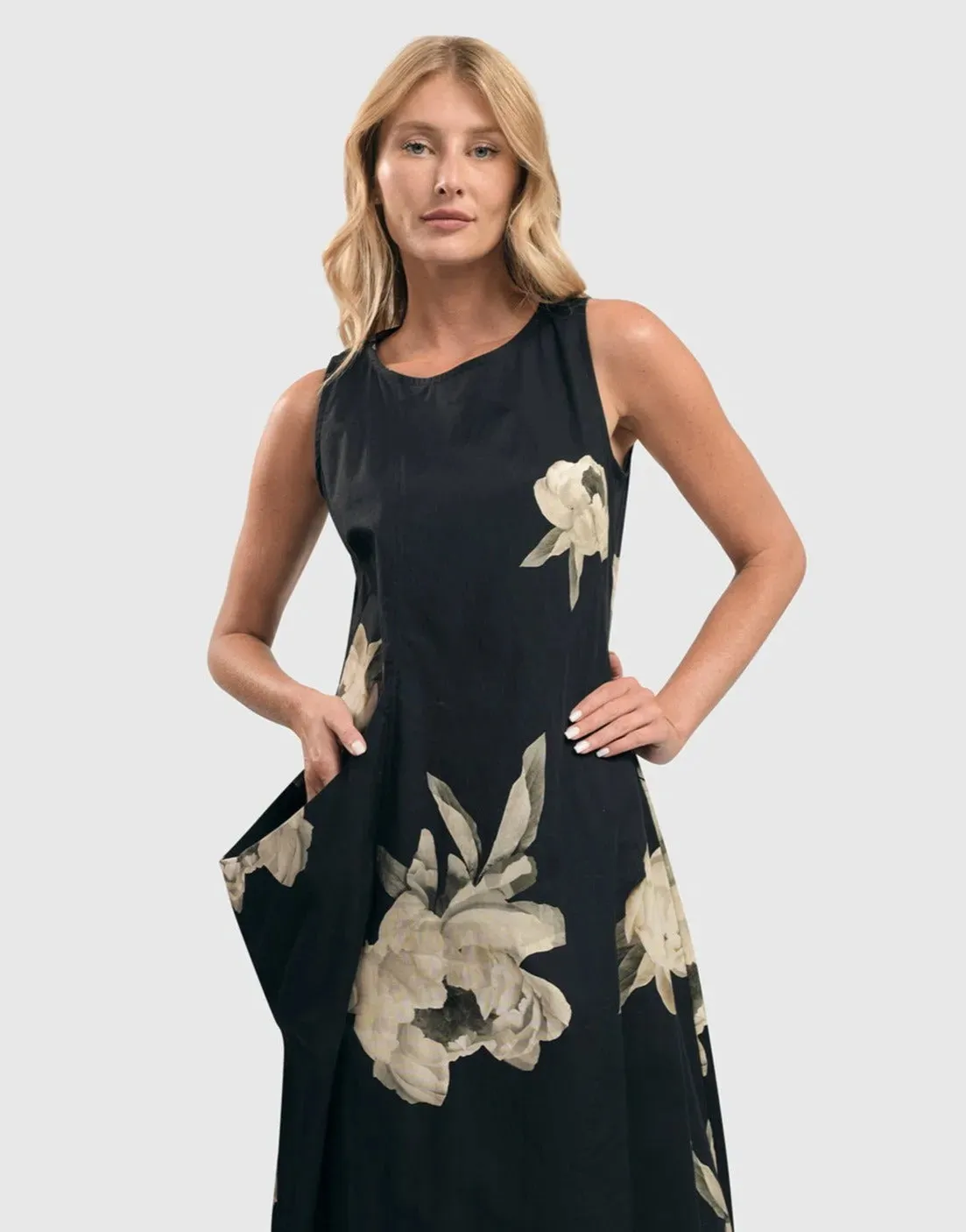 Carla Pocket Dress, Roses