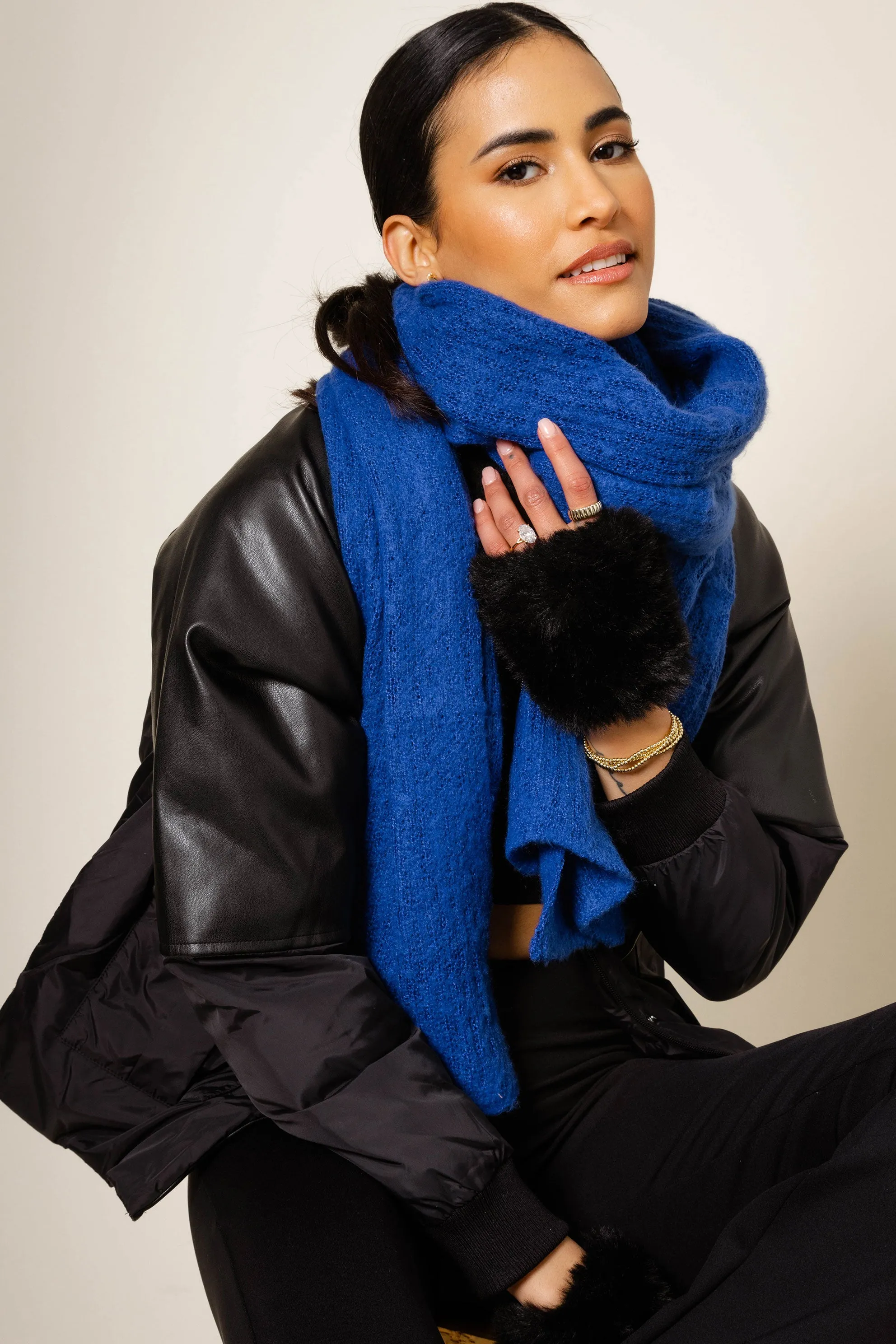 Milan Solid Cozy Scarf